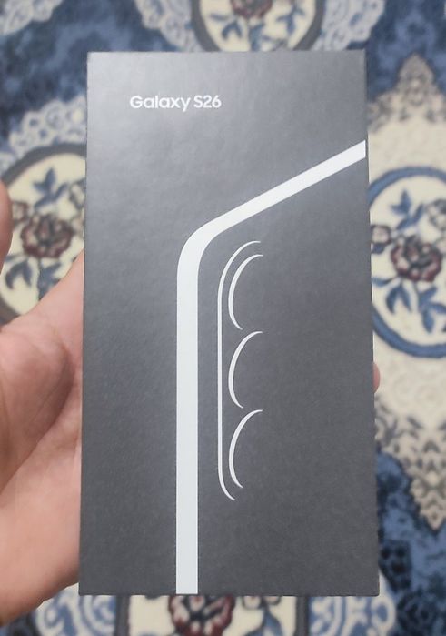 Samsung s26 12 / 256