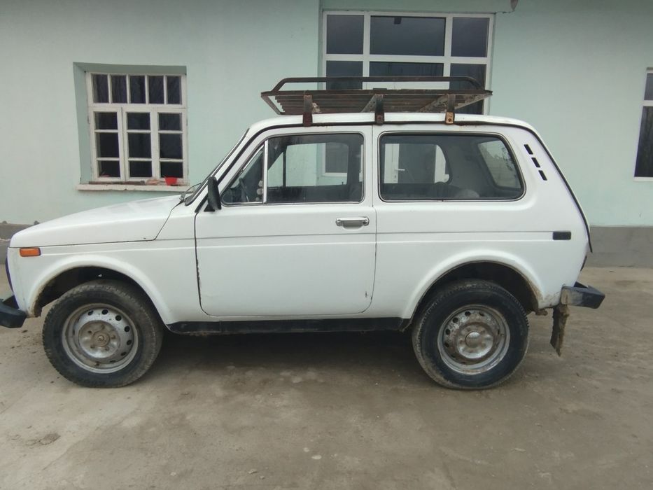 Niva sotiladi 25mln kami bor Jizzax viloyatiniki