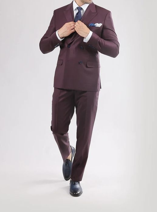 Costum doua rânduri