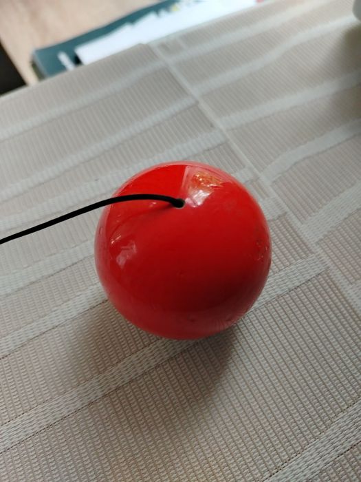 Vând o kendama de pe trendyol