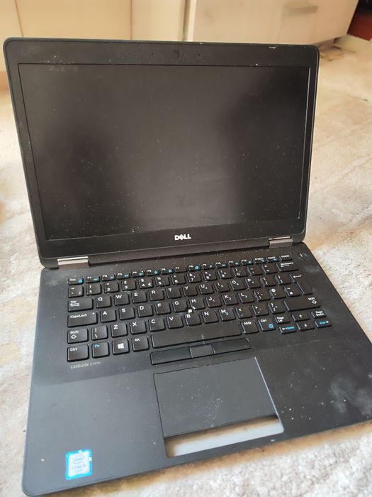 Около 50 лаптопа за части