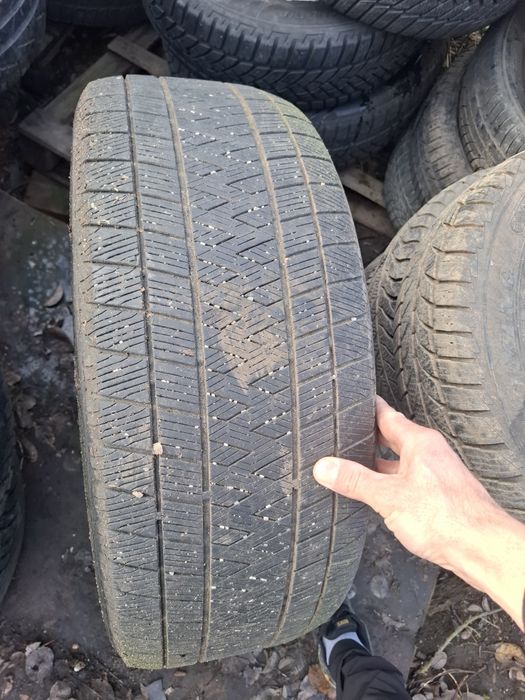 Vand 1 anvelopa 255 60 17 gripmax de iarna buna dot 2022