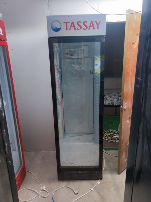 Холодильники стеклянные