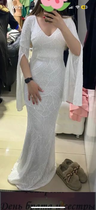 Вечерние платья