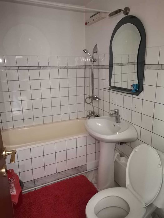 Apartament 2 camere de vânzare Plopeni, Prahova