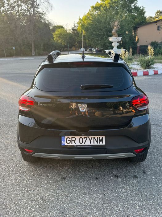 Dacia Sandero Stepway 2021 avariată