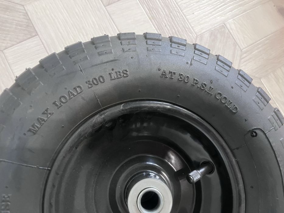 Продам колесо для тачки