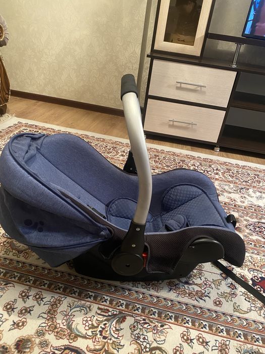 Авто кресло для ребенка