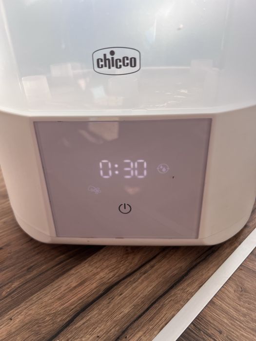 Стерилизатор Chicco със сушилня