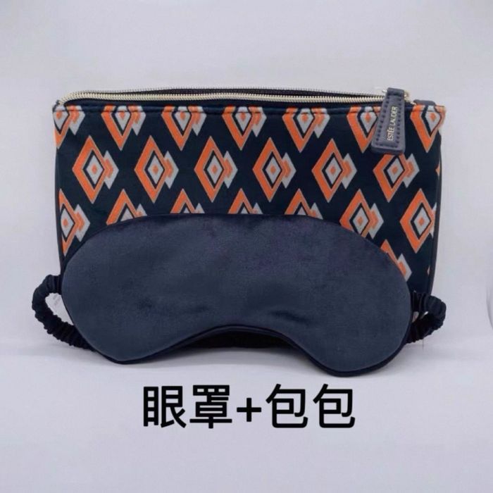 Косметички от Estee Lauder, Clinique,Lancome