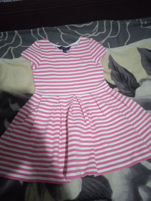 Продам детские платья