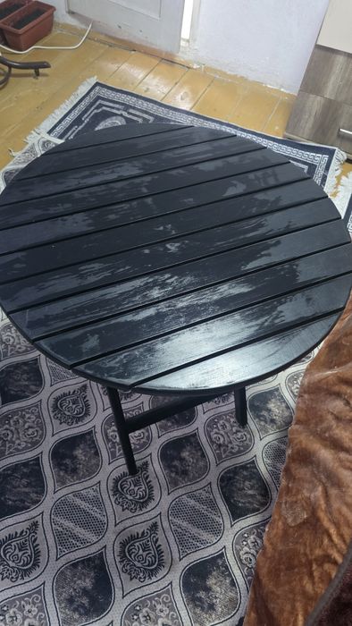 Маси изработени от дърво