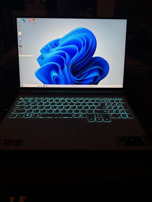 Legion 5 pro ryzen 5800H nvidia 3070 1tb