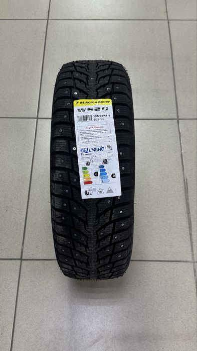 195/65R15 Black Arrow