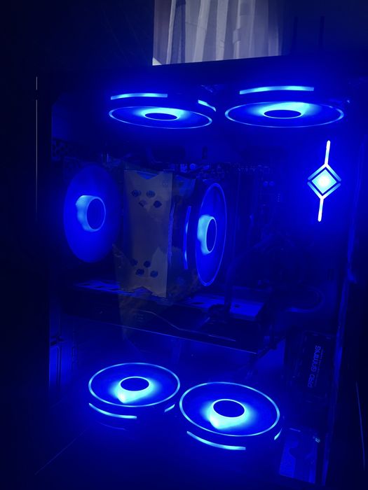 Pc gaming conponente in descriere !