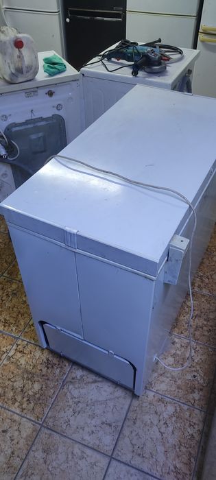 продаем холодильники