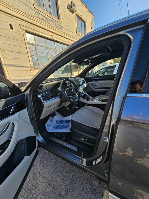 Biznes Taxi Xizmati. BYD Song Plus