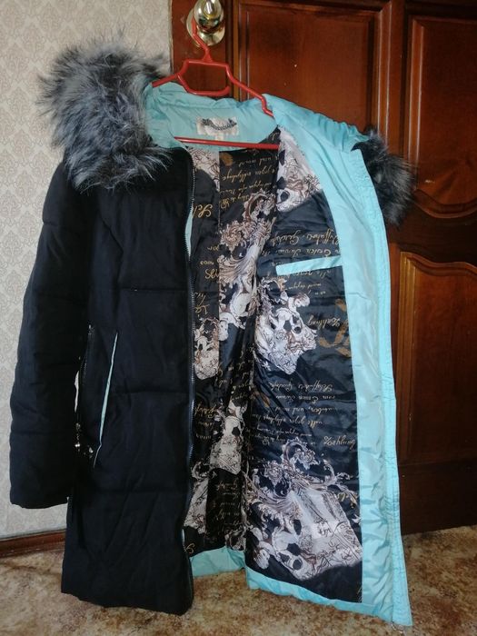 Продам зимнию куртку