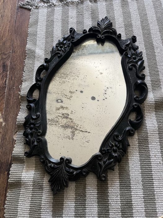 Старинно огледало в дървена рамка 1987г.