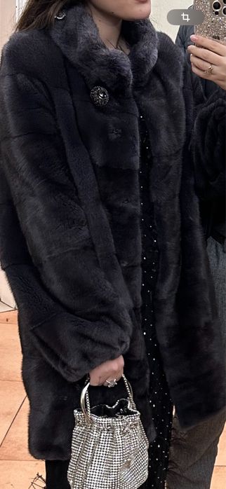 Продам норковую шубу .