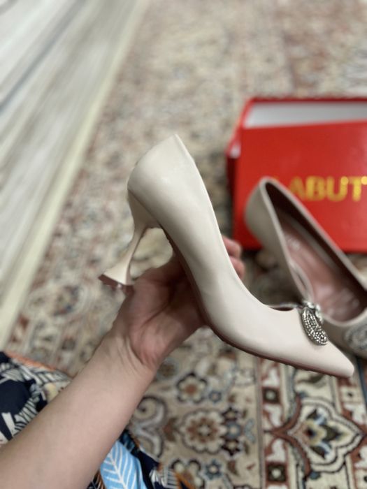 Labutin shikarniy tufilka