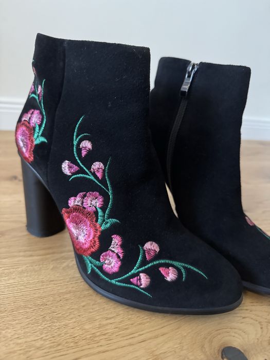 Botine scurte piele intoarsa Benvenuti marime 38