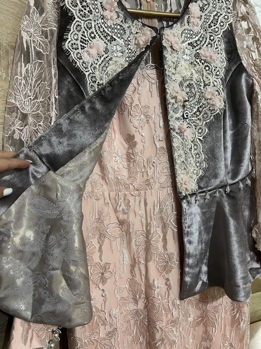 Вечернее платье