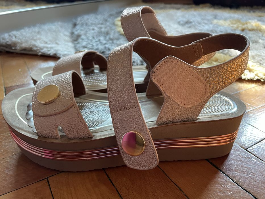 Сандали размер 36