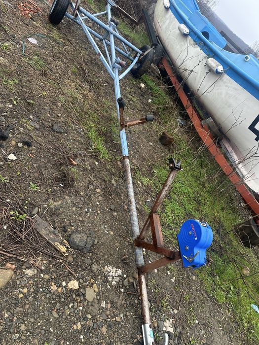 Колесар за лодка до 6м