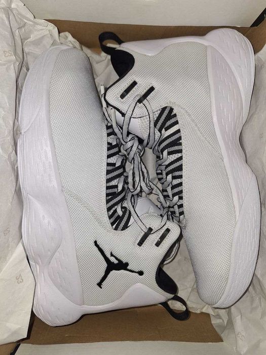 Продаются кроссовки Jordan Super.Fly MVP PF White оригинал