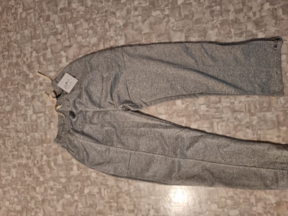 Продаю Серые штаны