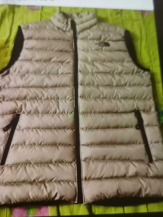 Топ!!Нов  елек The NORT FASE размер S