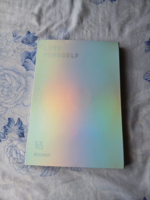 Албум на bts"love yourself:answer"