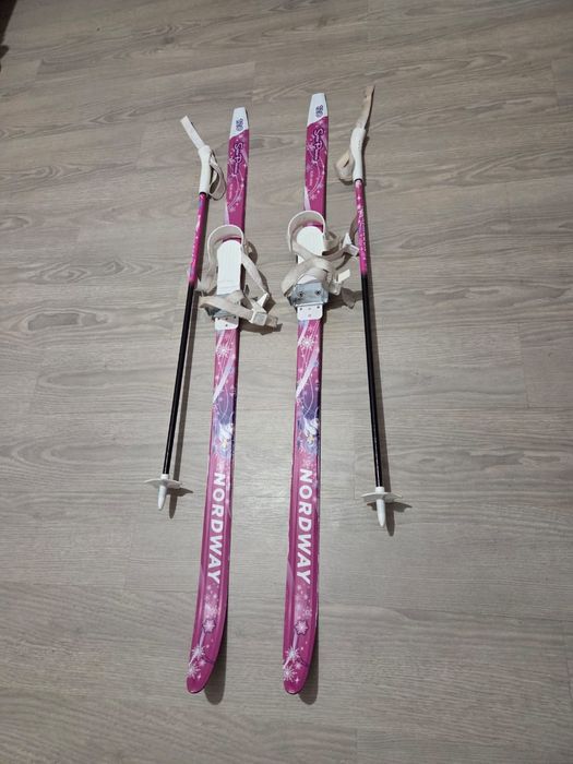 Лыжи детские с палками