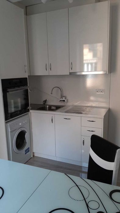 Дава се под наем Четиристаен апартамент в София, Изток - 100 кв.м за 950 € - Снимка #8