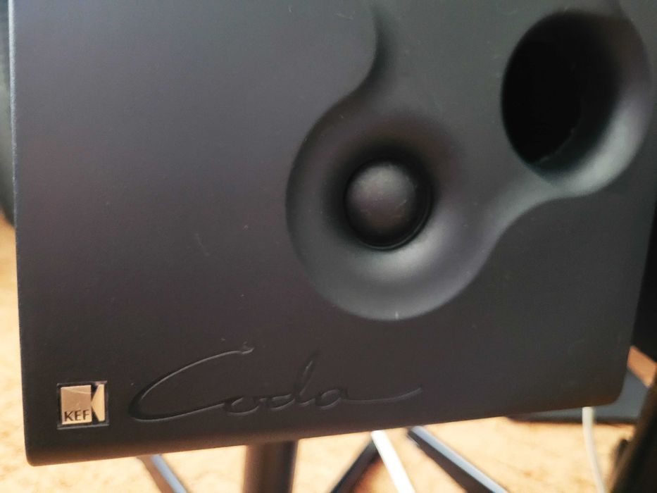 KEF Coda 8 boxe Hi-Fi de raft