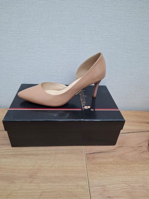 Туфли женские в отличном состоянии