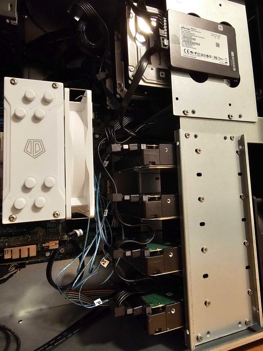 Sistem NAS - Xeon + 28 TB SAS, 10 Gbps SFP+ Compatibil TrueNas, Unraid, Plex