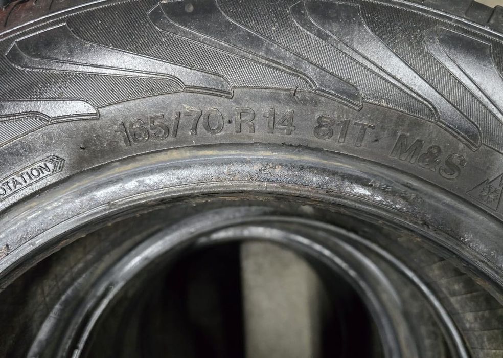 165/70/14 iarna VREDESTEIN