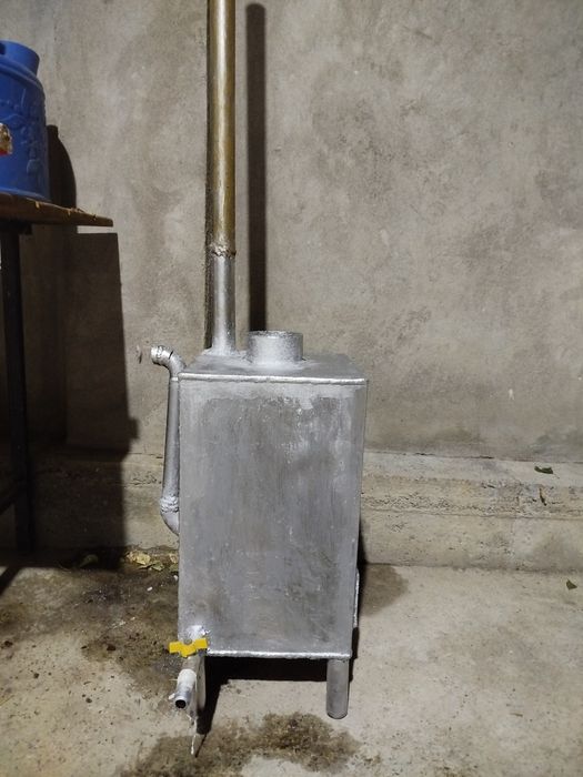 Katyol temir turbalii sotiladi 3 ta bateriyasi 1.20 lik profildan yas