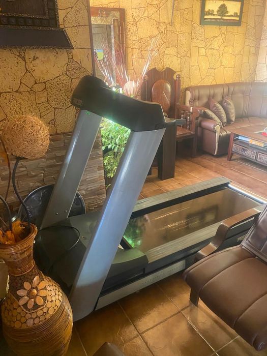 Пътека за бягане, професионална PRECOR