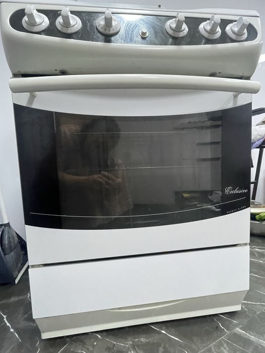 Продам газову плиту