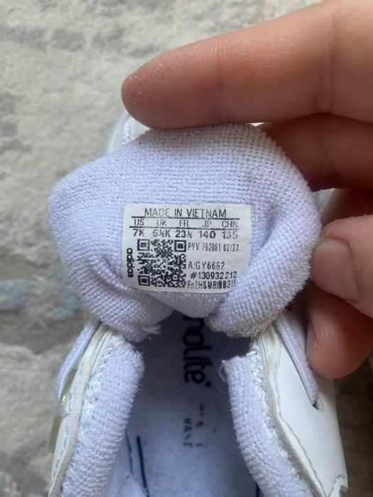 Адидас детские кроссовки