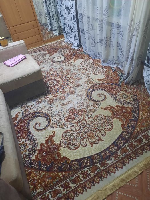 Продам ковёр, размер 2.40×3.50