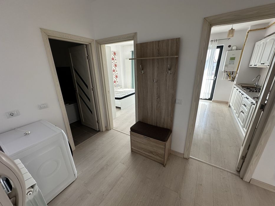 Inchiriez Apartament