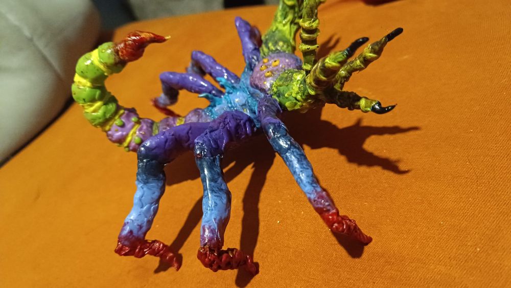 Vând figurine handmade din plastic