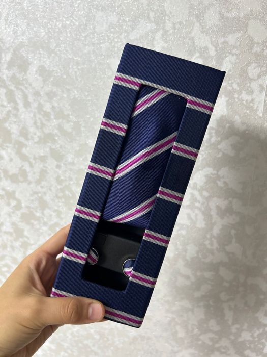 Продам костюм тройку.48 размер