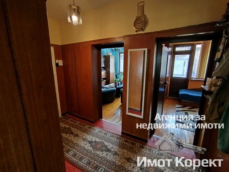 Продава се Етаж от къща в Асеновград - 75 кв.м за 1122 €/кв.м - Снимка #7