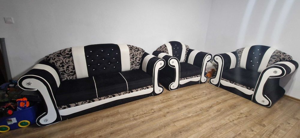 Canapea extensibila si fotolii baroque