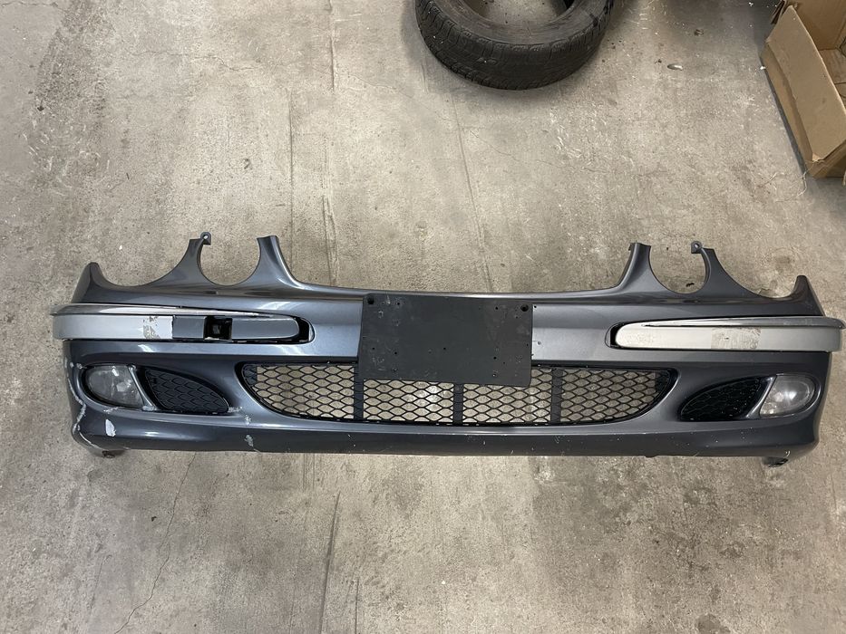 продам бампер! 211ый мерс.